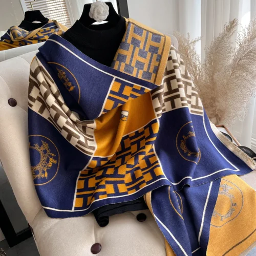 Elegant Luxury Warm Pashmina Scarf for Women – Stylish Winter Accessory