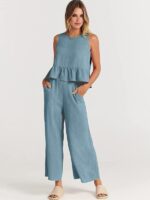 Elegant Sleeveless Pleated Vest with Wide-Leg Cropped Pants Casual Suit