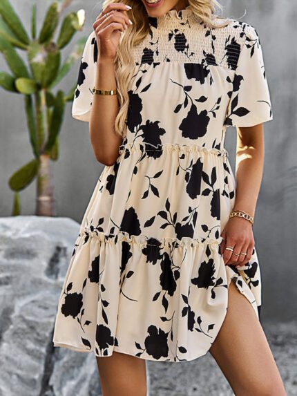 Floral Fantasy Short Sleeve Dress with Casual Fashion and Vibrant Print