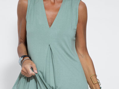 New Solid Color Pullover V-Neck Dress for Any Occasion