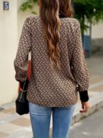 Geometric Pattern Commuter Top