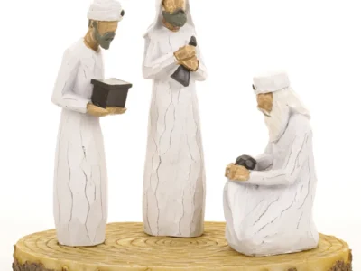 Sculptural Resin Base – Christmas, Wedding, Bible, Thanksgiving, & Anniversary Gift Decorations, Family Gift Sculptures