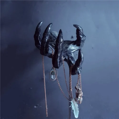 Gothic Witch Hand Statue – Halloween Creative Resin Decorative Hanger - Image 2