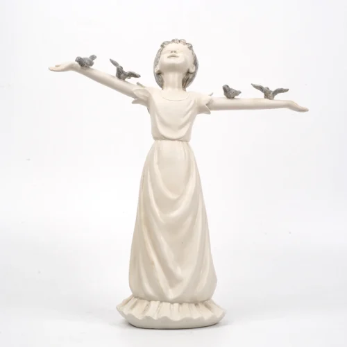 Sculptural Resin Base – Christmas, Wedding, Bible, Thanksgiving, & Anniversary Gift Decorations, Family Gift Sculptures