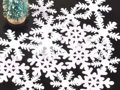 50pcs White Artificial Snowflake Felt Appliques – 50-70mm for DIY Scrapbooking, New Year Crafts, & Christmas Party Decor