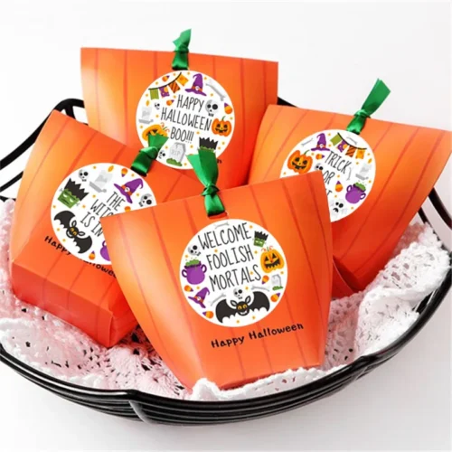 500pcs Halloween Paper Stickers – Round Trick or Treat Sealing Labels for Gift Boxes, Bags, and DIY Packaging