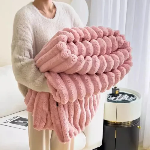 Imitation Rabbit Velvet Warm Blanket - Super Soft, Anti-Pilling, Machine Washable, 100% Polyester, Versatile for Bed, Sofa, Travel, and Winter Use, Available in Various Colors and Sizes