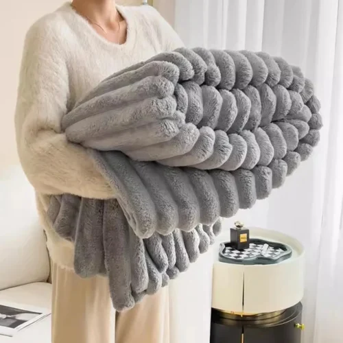 Imitation Rabbit Velvet Warm Blanket - Super Soft, Anti-Pilling, Machine Washable, 100% Polyester, Versatile for Bed, Sofa, Travel, and Winter Use, Available in Various Colors and Sizes