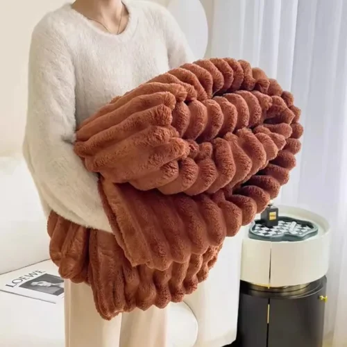 Imitation Rabbit Velvet Warm Blanket - Super Soft, Anti-Pilling, Machine Washable, 100% Polyester, Versatile for Bed, Sofa, Travel, and Winter Use, Available in Various Colors and Sizes