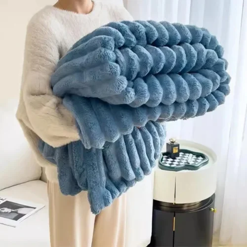 Imitation Rabbit Velvet Warm Blanket - Super Soft, Anti-Pilling, Machine Washable, 100% Polyester, Versatile for Bed, Sofa, Travel, and Winter Use, Available in Various Colors and Sizes