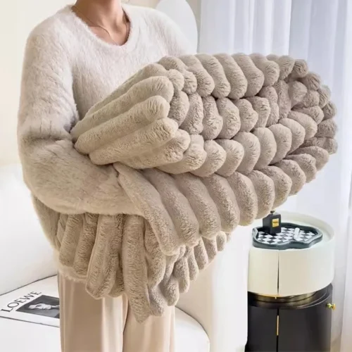 Imitation Rabbit Velvet Warm Blanket - Super Soft, Anti-Pilling, Machine Washable, 100% Polyester, Versatile for Bed, Sofa, Travel, and Winter Use, Available in Various Colors and Sizes